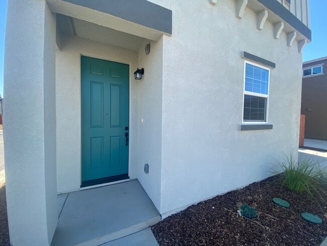Photo - 3/2.5 home in Private Gated Community with Yard