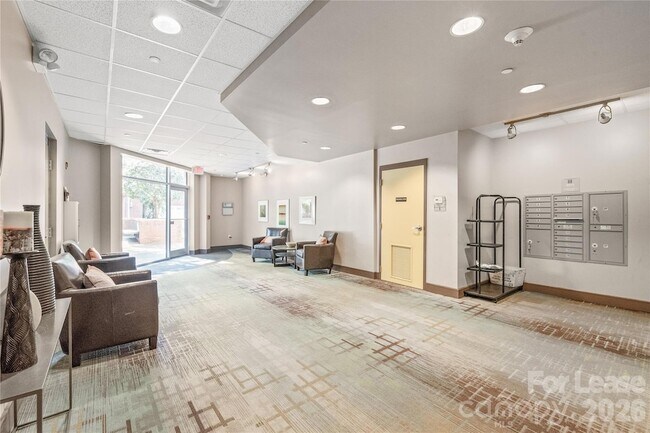 Foto del edificio - 2200 Lyndhurst Ave