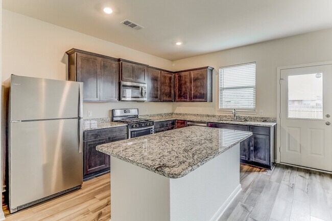 Foto del edificio - 240 Micah Ln