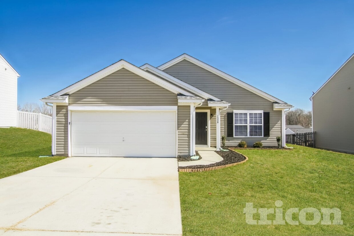 Foto principal - 1528 April Knoll Ct