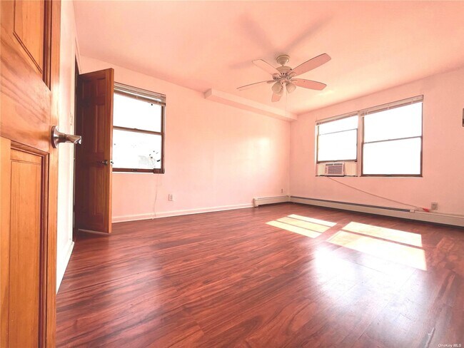 Building Photo - 45-35-45169 169th St