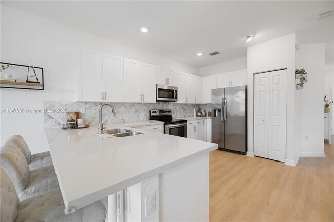 Foto del edificio - 147 SW 185th Way