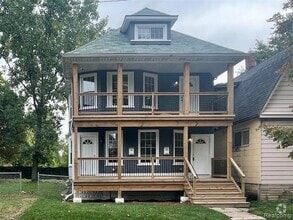 Building Photo - 9588 Oakland Ave