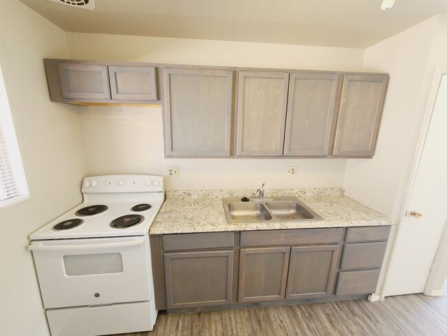 Foto del edificio - 3211 Morris St NE