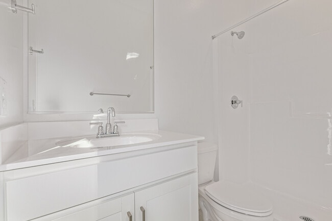 Foto del edificio - 713 W Longwood Dr