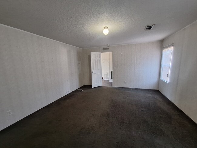 Building Photo - 1134 Kelly Dr