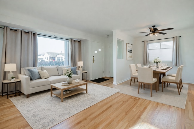 Building Photo - AVAILABLE NOW! Beautifully Updated 3-Bedroom Home with High-End Finishes!