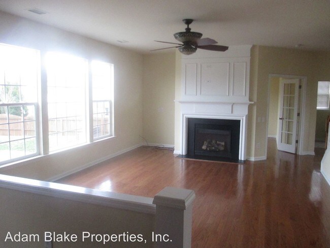 Building Photo - 2428 Red Birch Dr