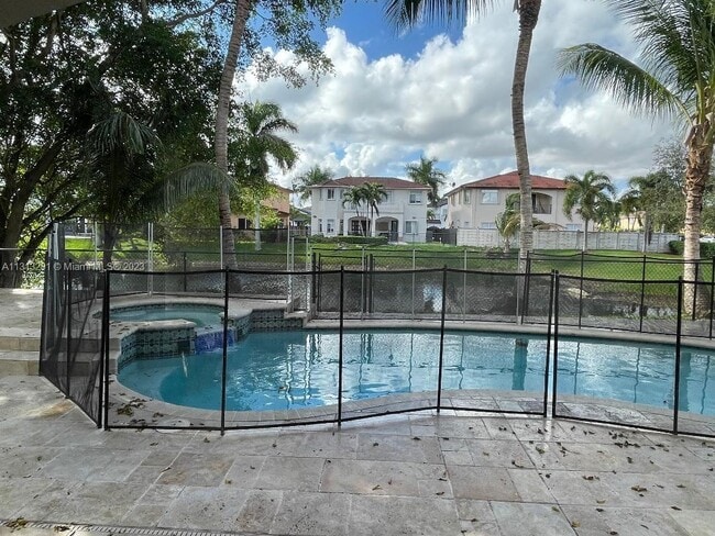 6422 SW 162nd Ct photo'