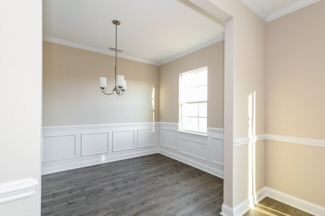 Foto del edificio - 6214 Olive Branch Rd