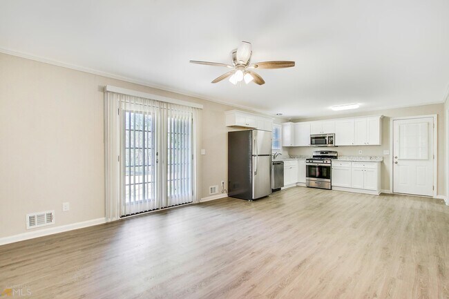 Building Photo - 4872 Duncan Dr
