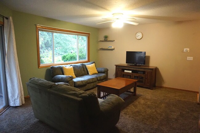 Sala de estar - 600 W 39th St