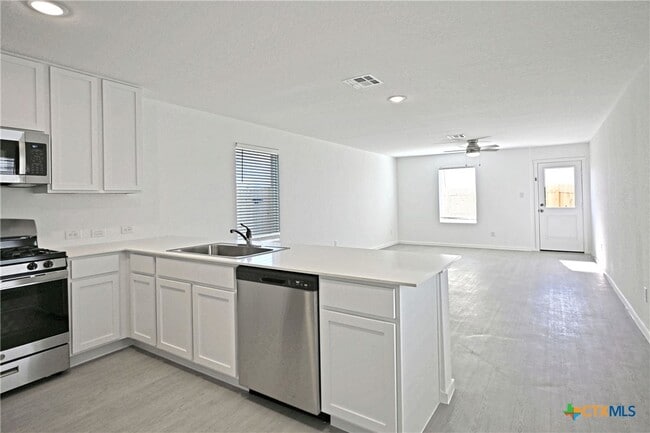 Building Photo - 11822 Bluebell Rdg