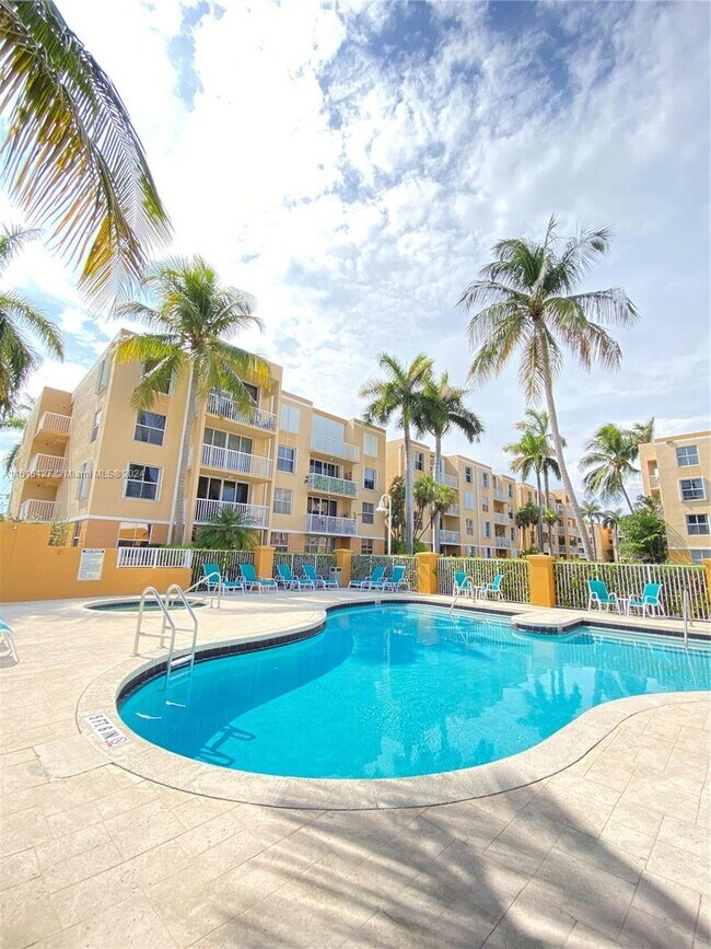 1350 SE 3rd Ave Unit 212, Dania Beach, FL 33004 Condo for Rent in