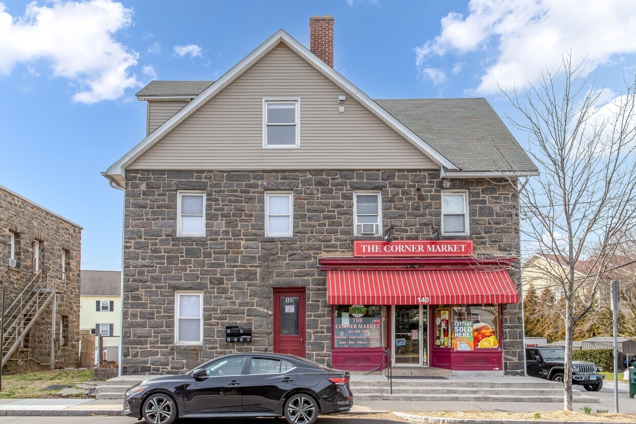 Foto principal - 142 Hamilton Ave