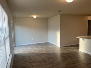Building Photo - 3611 Summit Oaks Dr