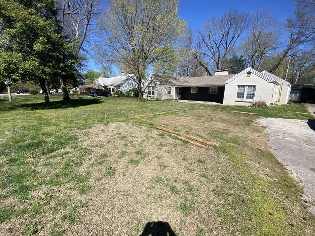 Front Yard - 1946 S Dollison Ave