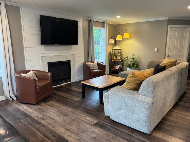 Foto principal - 807 Pheasant Run Rd