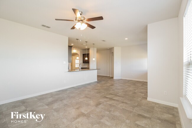 Building Photo - 9433 Blaine Dr