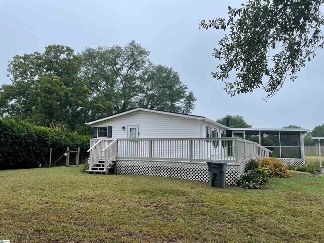 Foto del edificio - 116 Serenity Ln