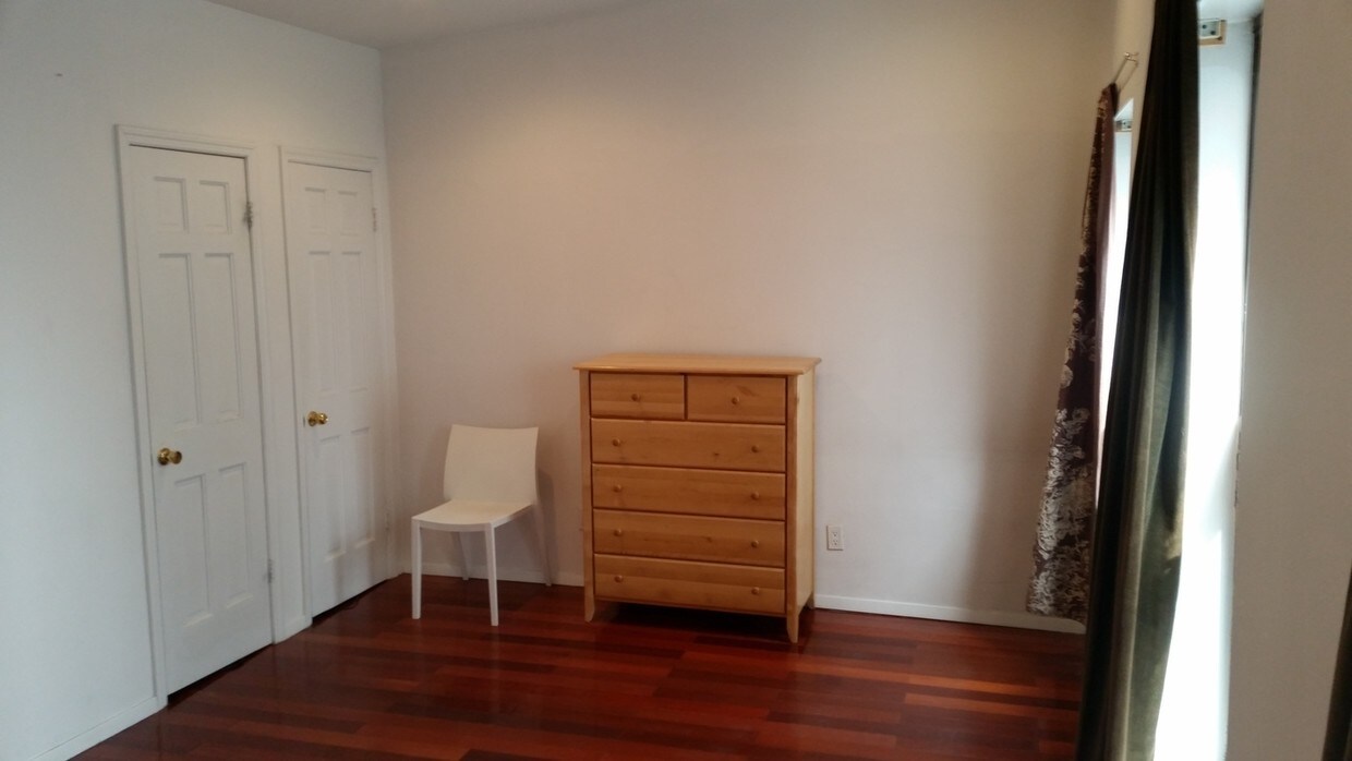 Primary Photo - 268 3rd Ave