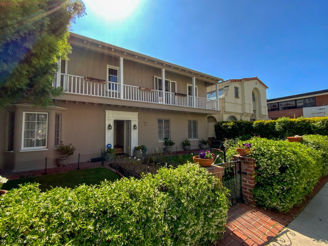 440 Canon S Dr, Beverly Hills, CA 90212 House Rental in Beverly Hills