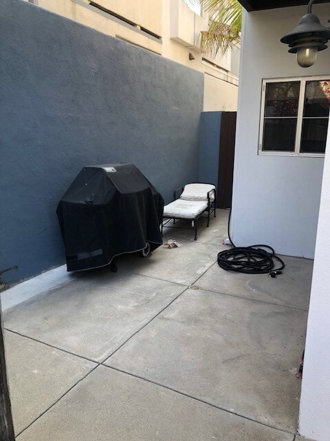 Building Photo - 2541 6th St