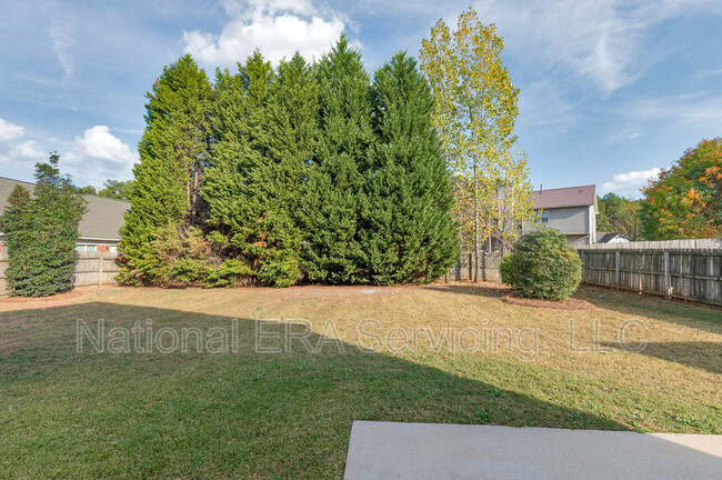 Building Photo - 158 Regency Park Dr