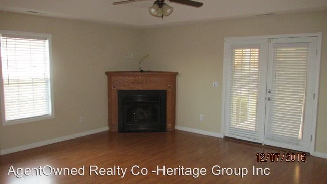 Building Photo - 4 br, 2 bath House - 2145 Hobbit Way