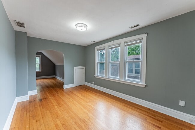 Foto del edificio - 4244 N Lawndale Ave