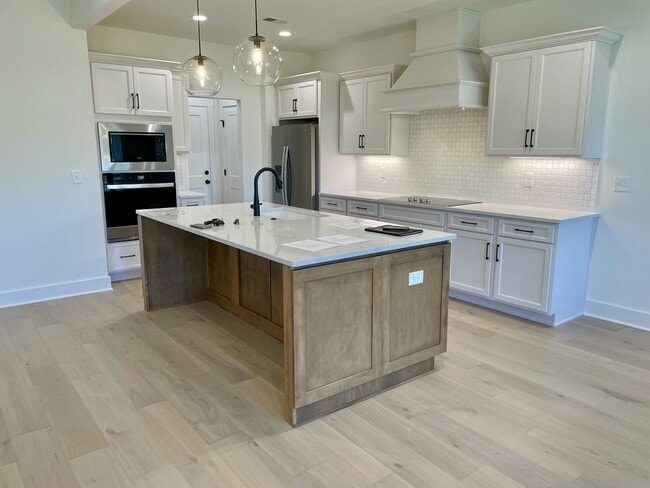 Foto del edificio - 1329 Island View Ct
