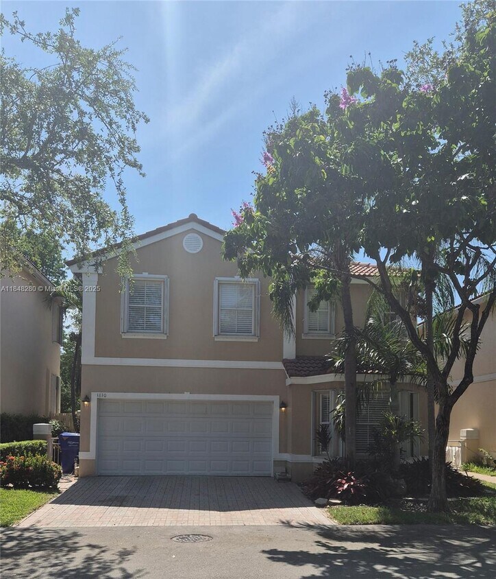 Foto principal - 1810 Sweetbay Way