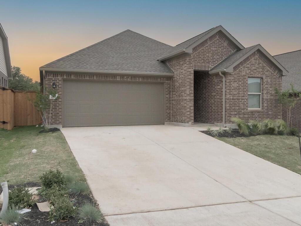 Foto principal - 1104 Ridge Runner Dr