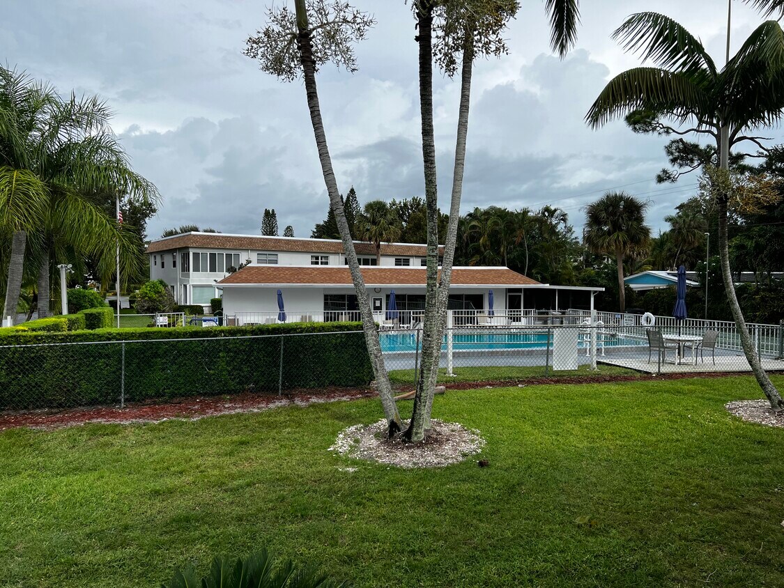 2950 SE Ocean Blvd Unit 95, Stuart, FL 34996 Condo for Rent in Stuart, FL