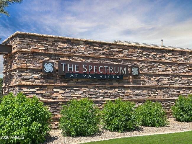 Foto del edificio - 3078 S Southwind Dr