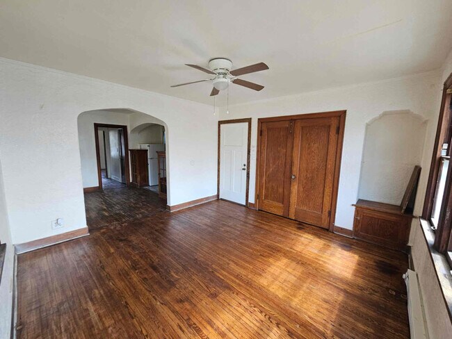 Foto del edificio - 511 West Elizabeth Street