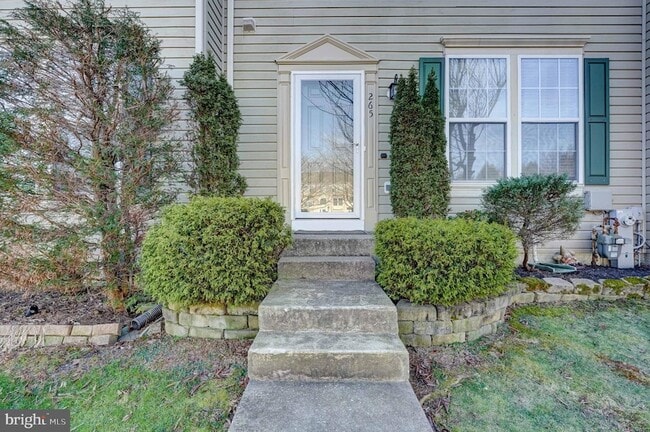 Photo - 265 Cherry Tree Square Townhome