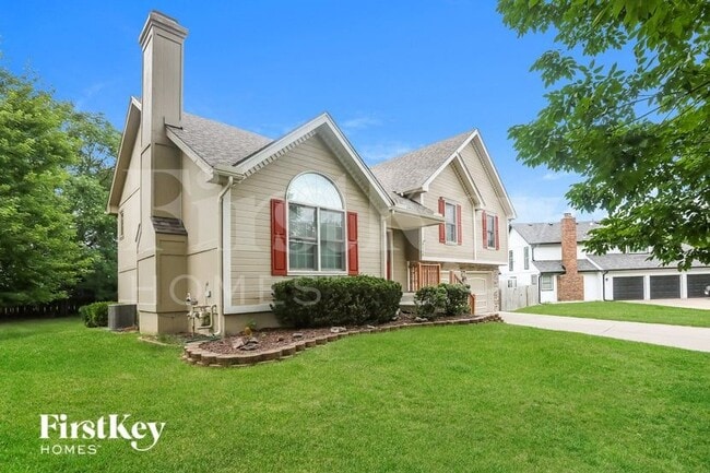 Building Photo - 8236 N Hope Ave