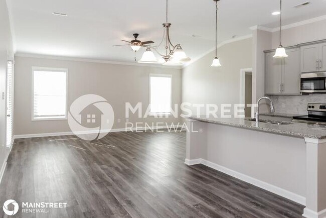 Building Photo - 258 FENROSE DR, HARVEST, AL 35749