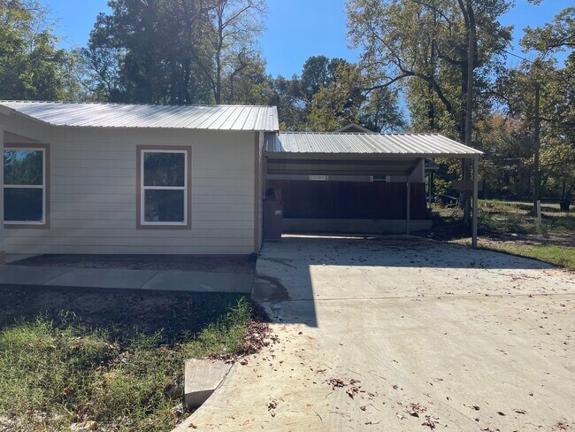 Cochera para dos autos - 612 Timberline Dr