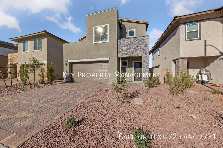 Foto principal - Brand New 3 Bed Home in Henderson's Cadenc...