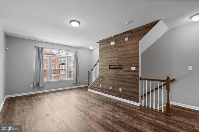 Foto del edificio - 7204 Winding Hills Dr