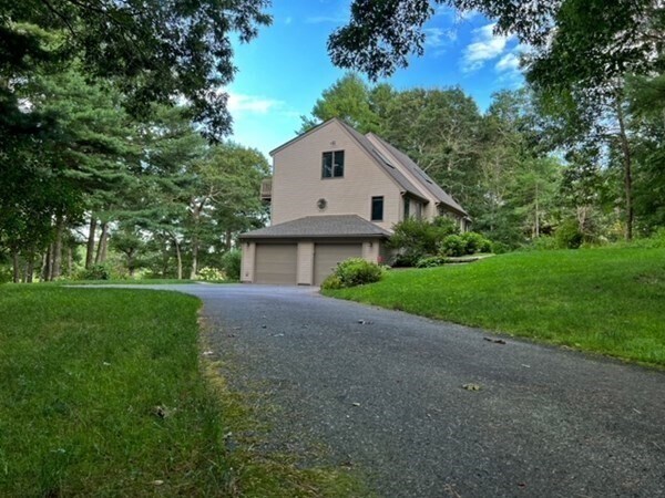 Building Photo - 47 Timberlane
