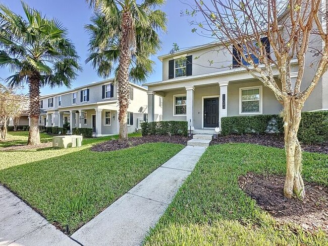 Foto del edificio - Charming Townhouse in Storey Grove, Winter...