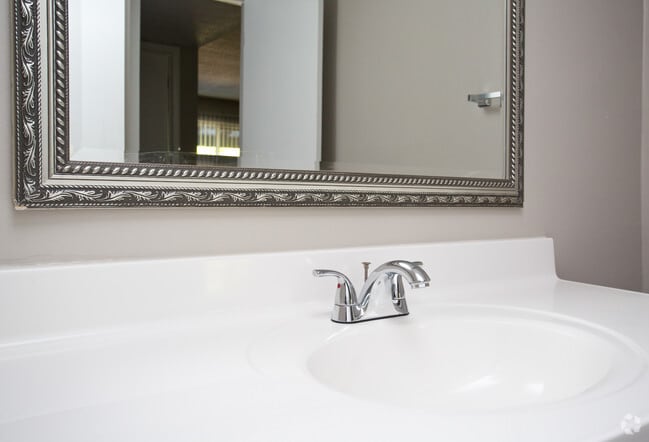NEW COUNTER TOPS! - The Reserve at Opelika