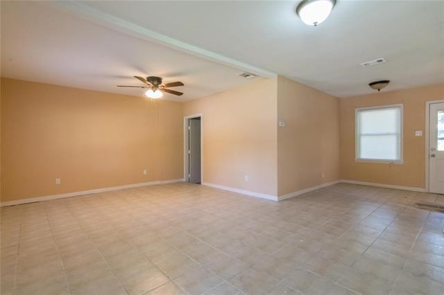 Building Photo - 2515 Greenhurst Dr