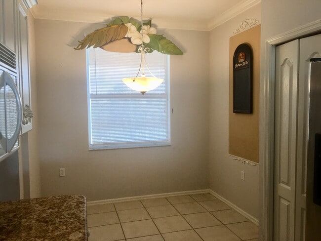 Foto del edificio - 8550 Kingbird Loop