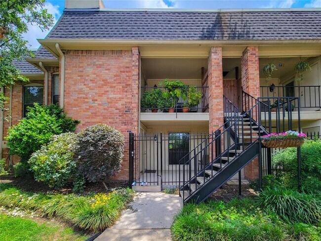 Foto del edificio - 1601 S Shepherd Dr