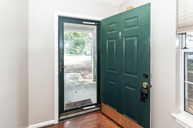 Building Photo - 8408 Battle Forest Dr