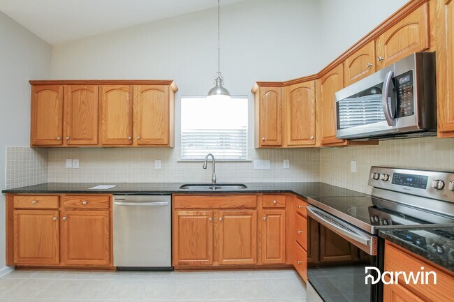 Building Photo - 108 Briarwood Ln